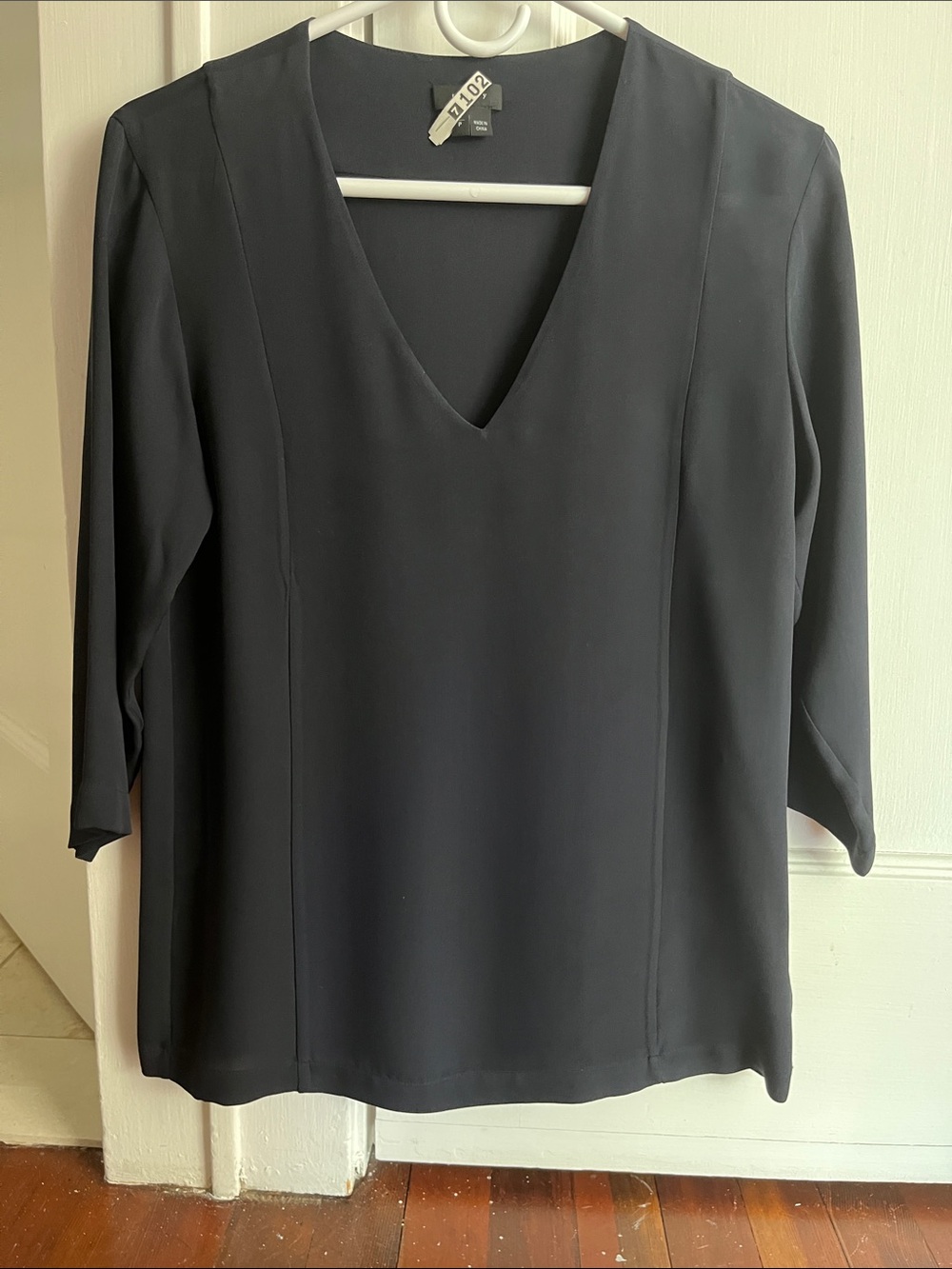 Theory 100% Silk Navy V-Neck Blouse